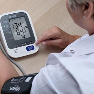 omron 10 series blood pressure monitor model bp786n instruction manual